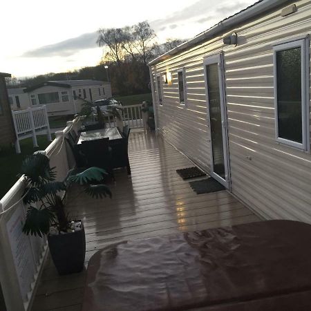 3 Bedroom 8 Berth Standard Basic Caravans With Hot Tub,Mountain Bikes Tattershall Zewnętrze zdjęcie