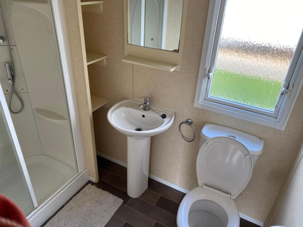 3 Bedroom 8 Berth Standard Basic Caravans With Hot Tub,Mountain Bikes Tattershall Zewnętrze zdjęcie